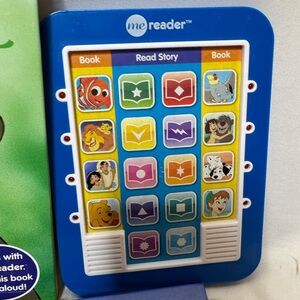 Disney "Me Reader" electronic reader and an 8-book library boxed set